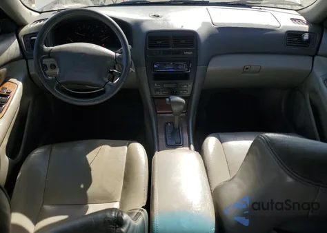 1998 Lexus Es 300 из США, поврежденный, VIN JT8BF28G2W5030650